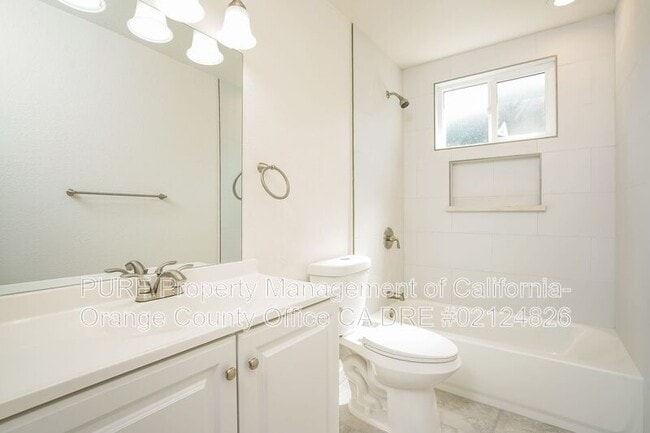 Building Photo - 5252 Sisson Dr