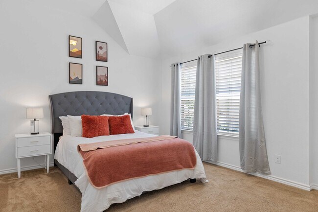 Building Photo - 7016 Playa