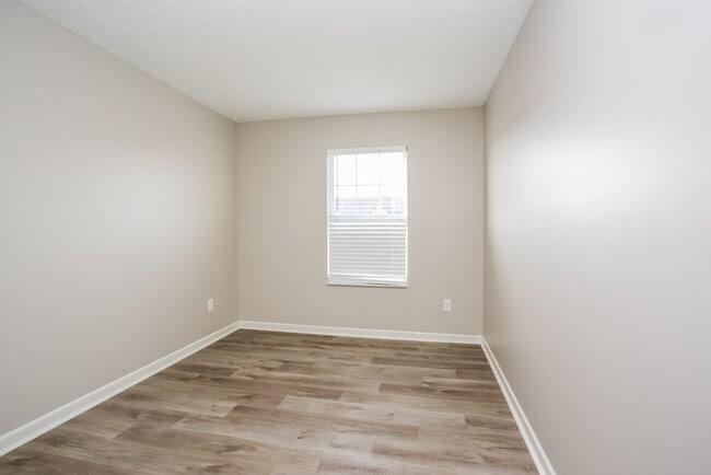Building Photo - 6323 Pritchard Dr
