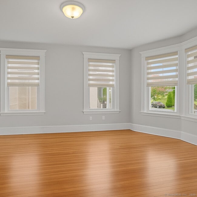 Building Photo - 29 Redfield Rd