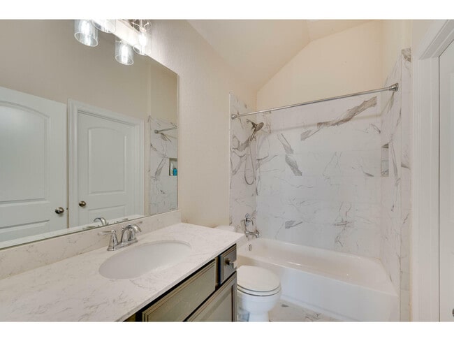 Building Photo - 158 Senna Dr