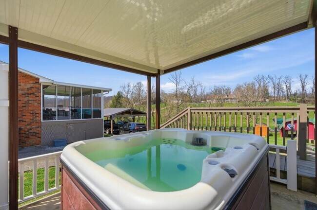 Building Photo - 392 Minga Rd