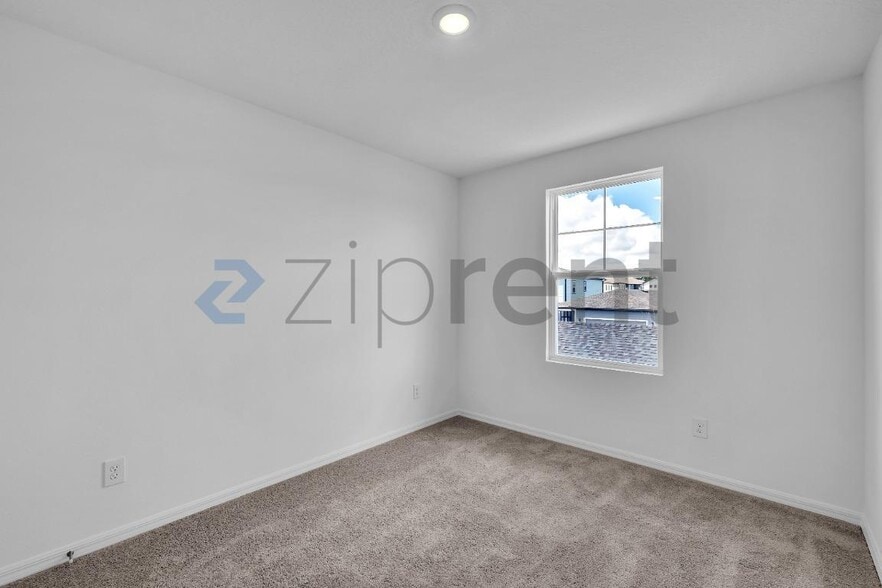 Building Photo - 17514 Northlake Grv Dr