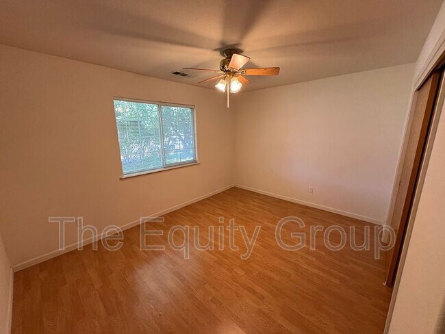 Building Photo - 314 N Virmargo St