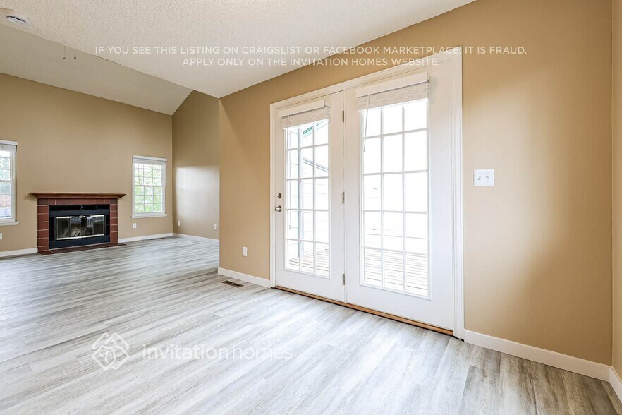 Building Photo - 17989 E Colgate Pl