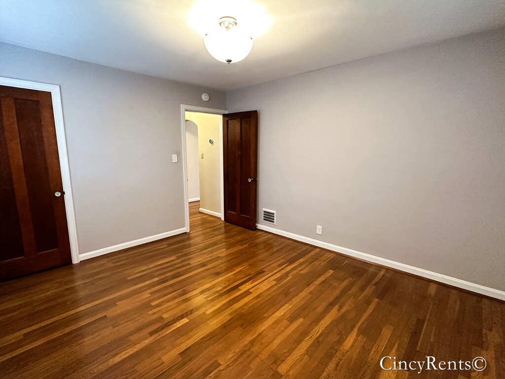 Building Photo - 4117 Paxton Ave