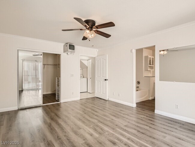 Building Photo - 7764 Howard Dade Ave