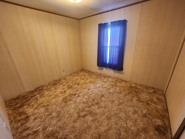 Building Photo - Wonderful County Home