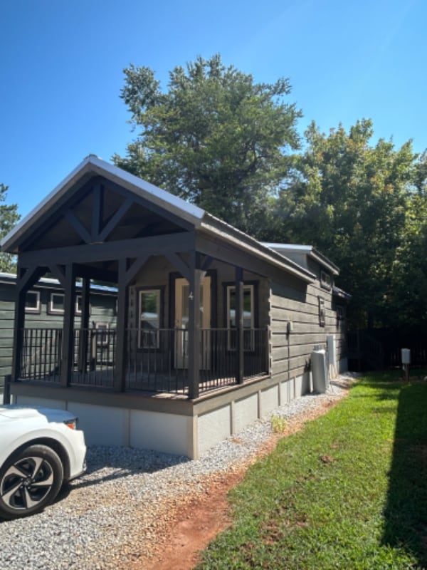 Building Photo - 4 Tiny Home Cir