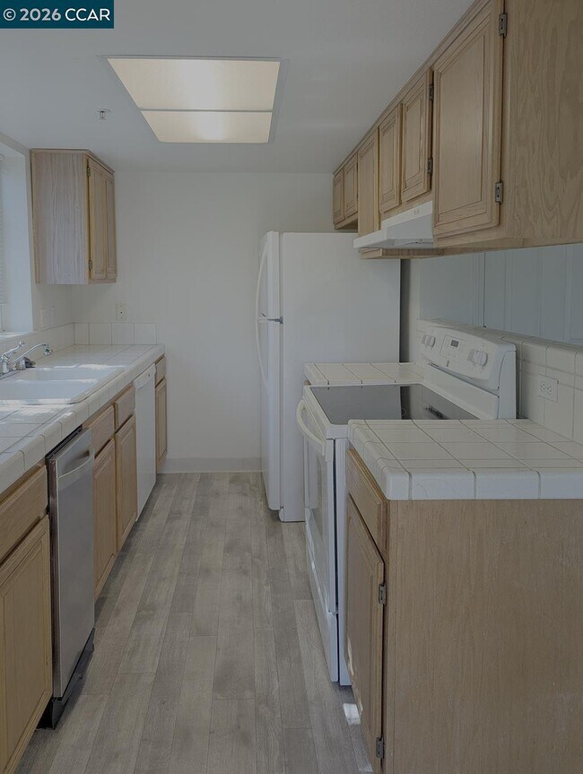 Building Photo - 111 Stone Pine Ln