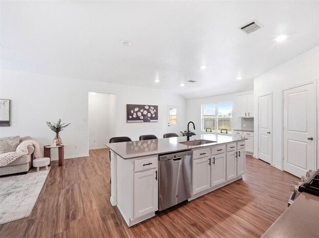 Building Photo - 21412 Wilmiller Ln