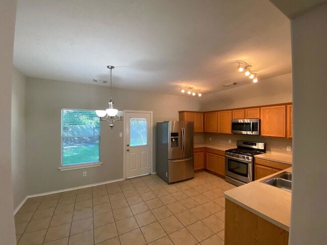 Building Photo - 38 W Sage Creek Pl