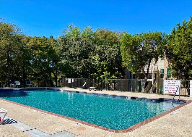 Building Photo - 2450 Wickersham Ln