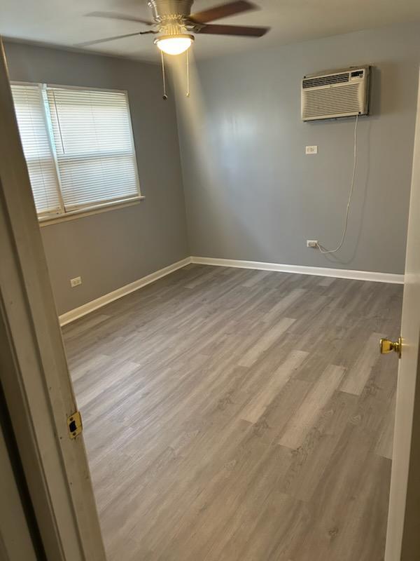 Building Photo - 14449 Van Buren St