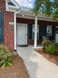 Building Photo - Two  Bedroom Two Bath