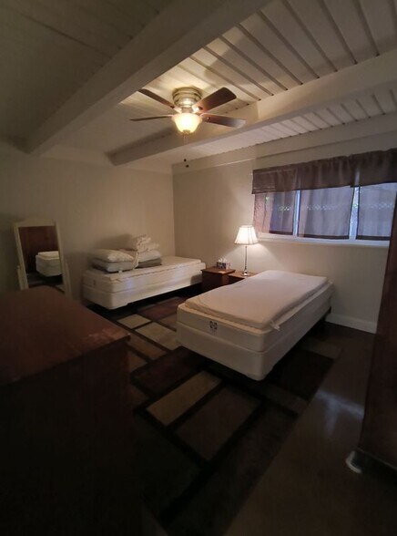 Building Photo - 2806 Santa Paula Ct