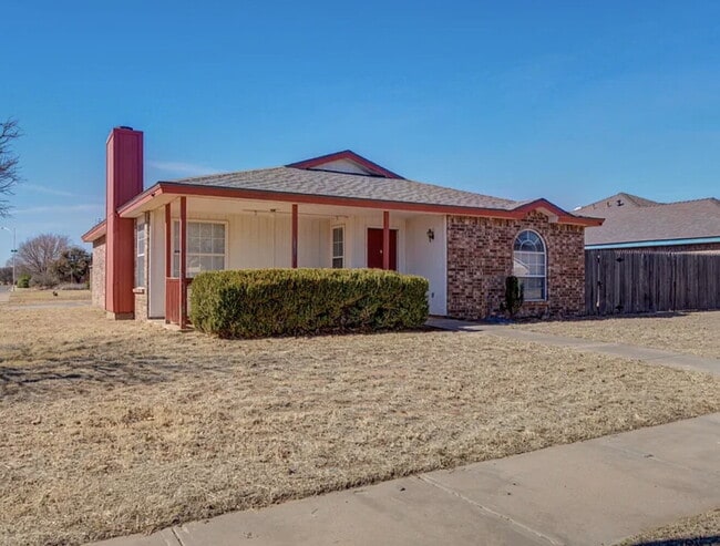 Building Photo - "Charming 3-Bed, 2-Bath Home in Lubbock - 1509 Sq Ft of Comfortable Living!"