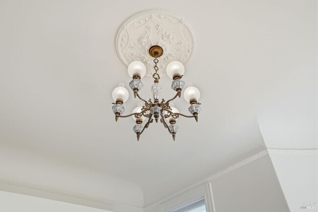 Building Photo - 172 Bella Vista Ave