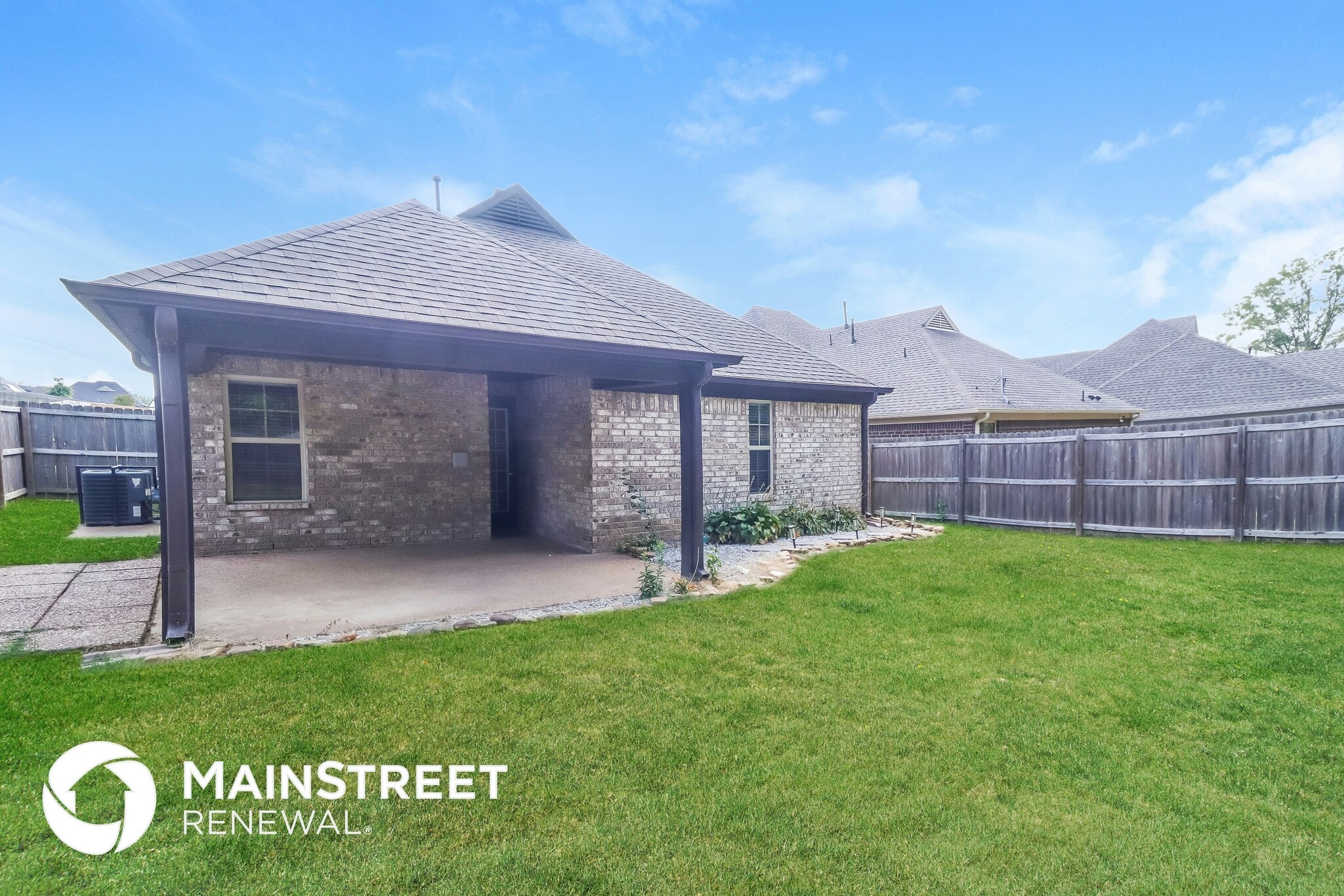 Building Photo - 1385 Switzer Dr