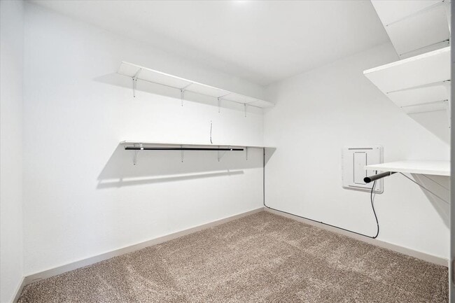 Building Photo - 8115 Brahman Ln