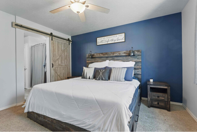 Building Photo - 984 N Star Bright Ln
