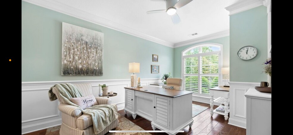 Building Photo - 437 Chapel Grove Ln