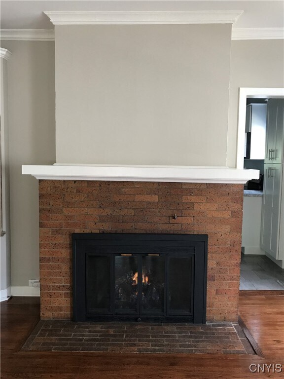 Building Photo - 1801 James St