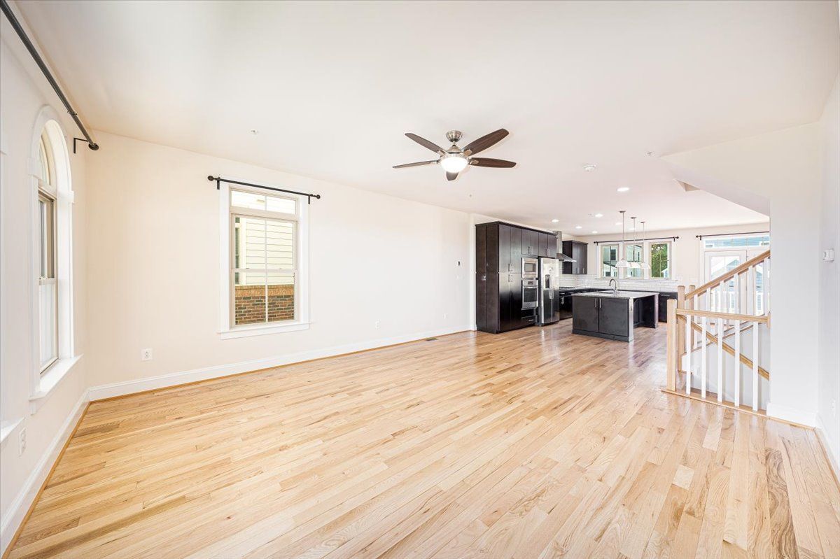 Building Photo - 9128 Kenway Ln