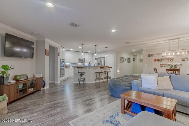 Building Photo - 15078 Durbin Cove Way