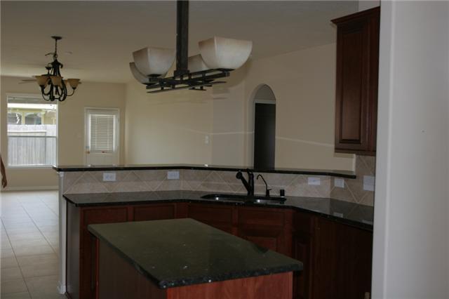 Building Photo - 20114 Breezy Oak Ct