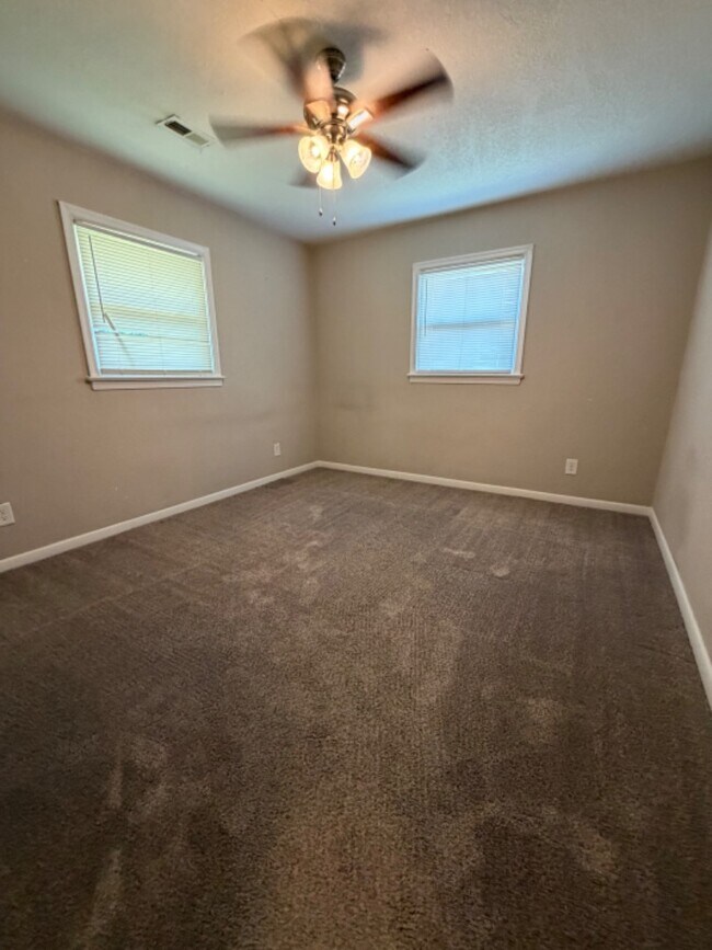 Building Photo - 3561 Orange St