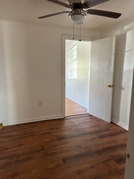 Building Photo - 240 Sommerville Pl