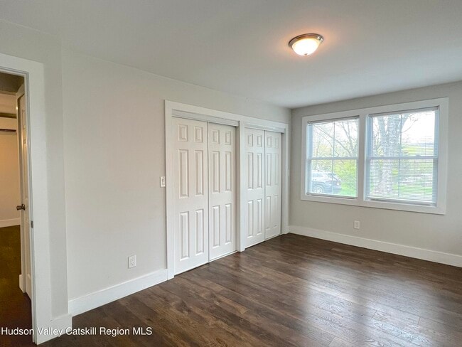 Building Photo - 230 NY-32