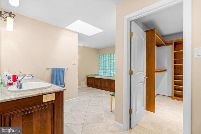 Building Photo - 4233 Buckskin Wood Dr