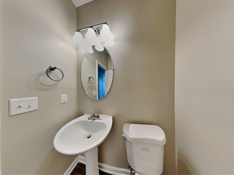 Building Photo - 3610 Brideveil Ct