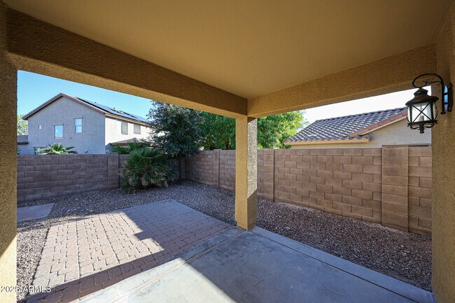 Building Photo - 7335 W Desert Mirage Dr