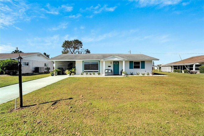 Building Photo - 1216 Hacienda Dr