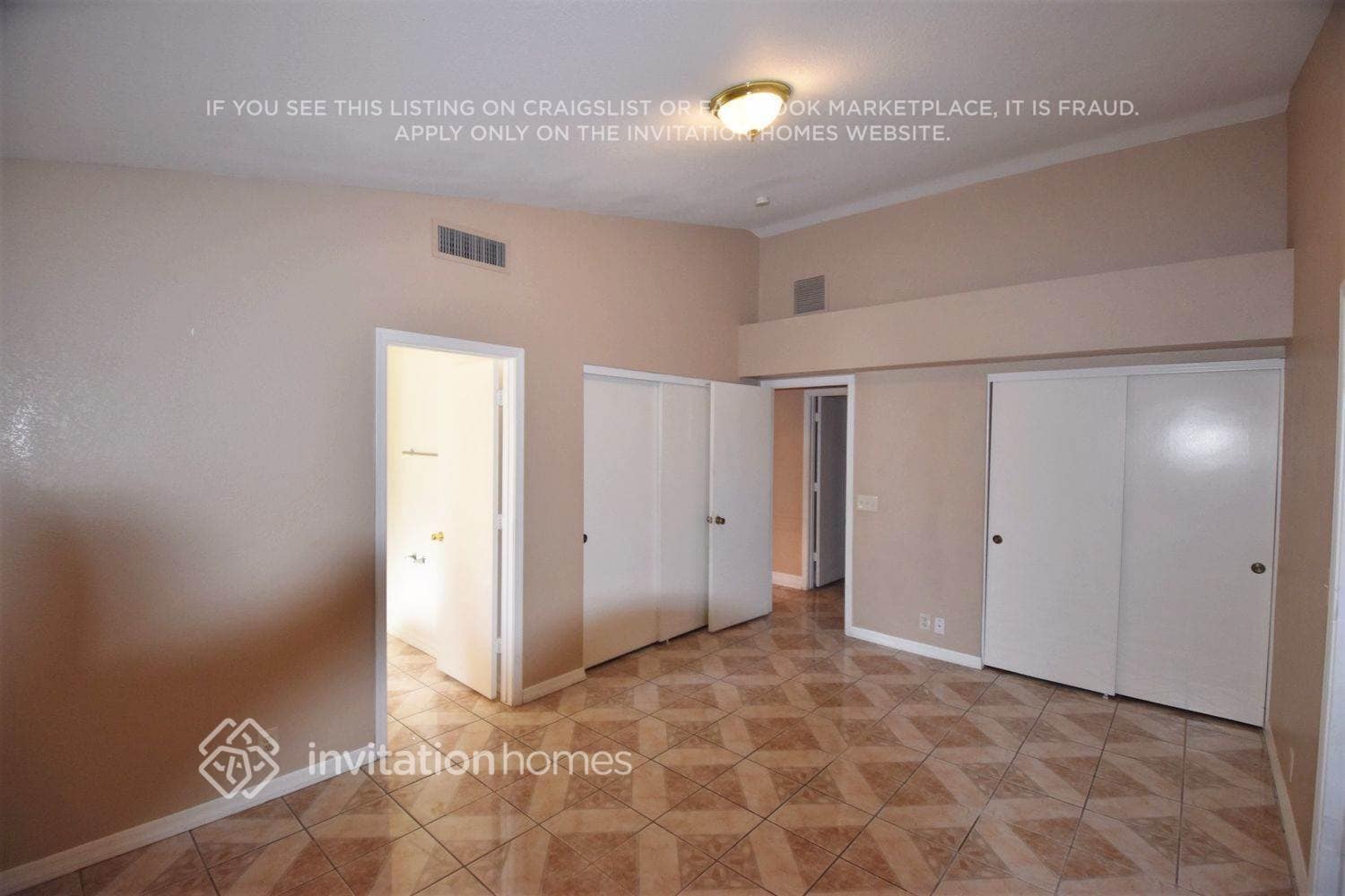 Building Photo - 4037 N 88th Ln