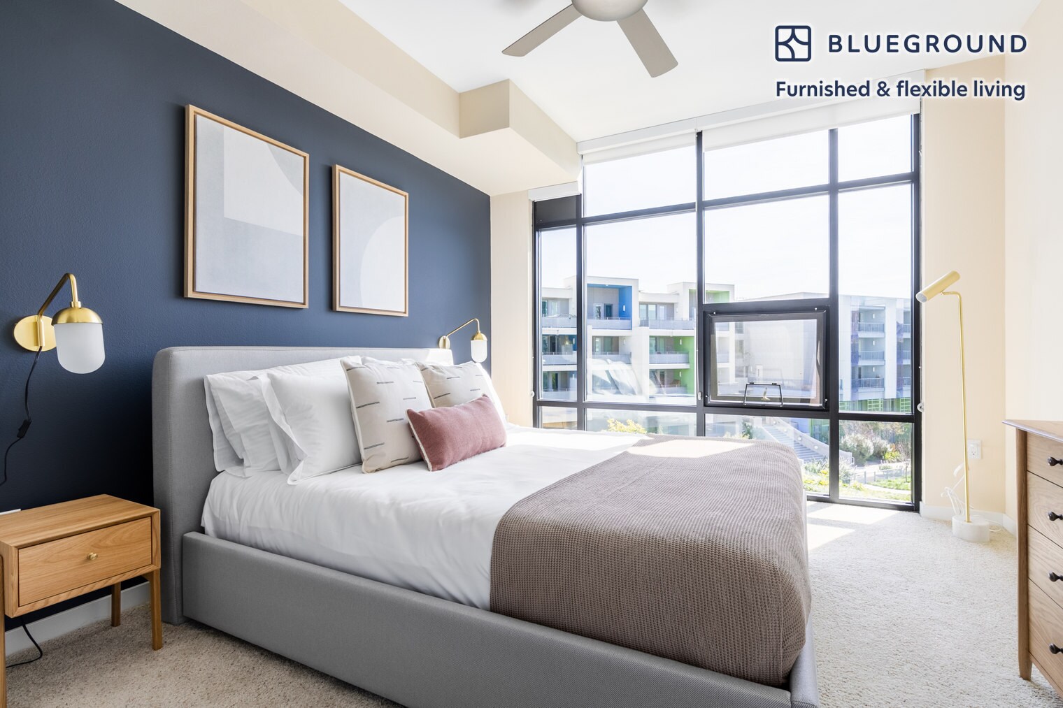 Building Photo - 690 Long Bridge Street