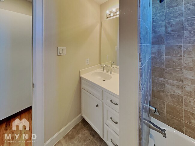 Building Photo - 8705 Bryam St