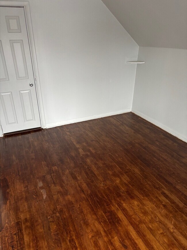 Building Photo - 3226 Union Ave