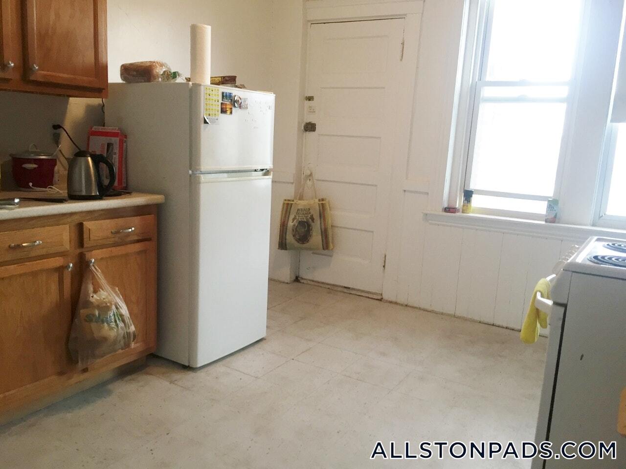 Building Photo - 1375 Commonwealth Ave