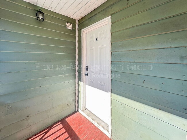 Building Photo - 35 Hanover St