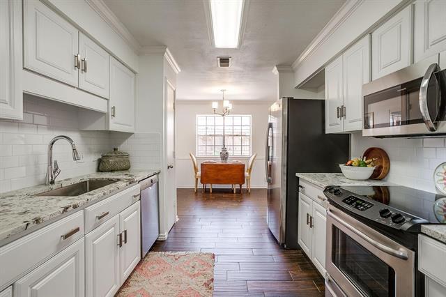 Building Photo - 1147 Roaring Springs Rd