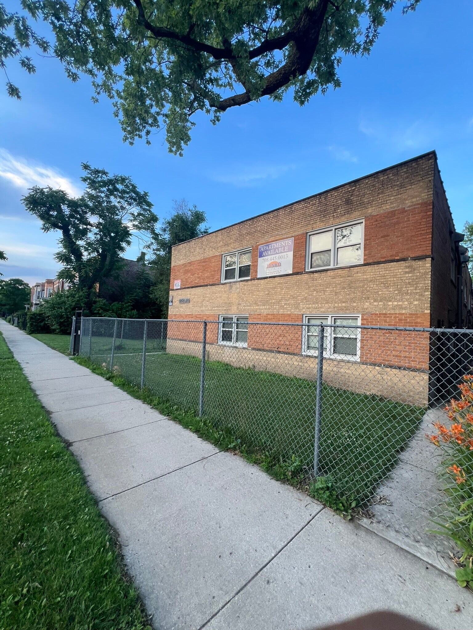 Building Photo - 6437 S Evans Ave