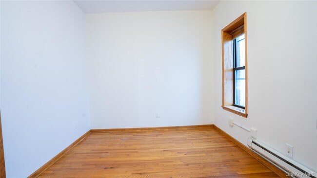 Building Photo - 46 N Village Ave