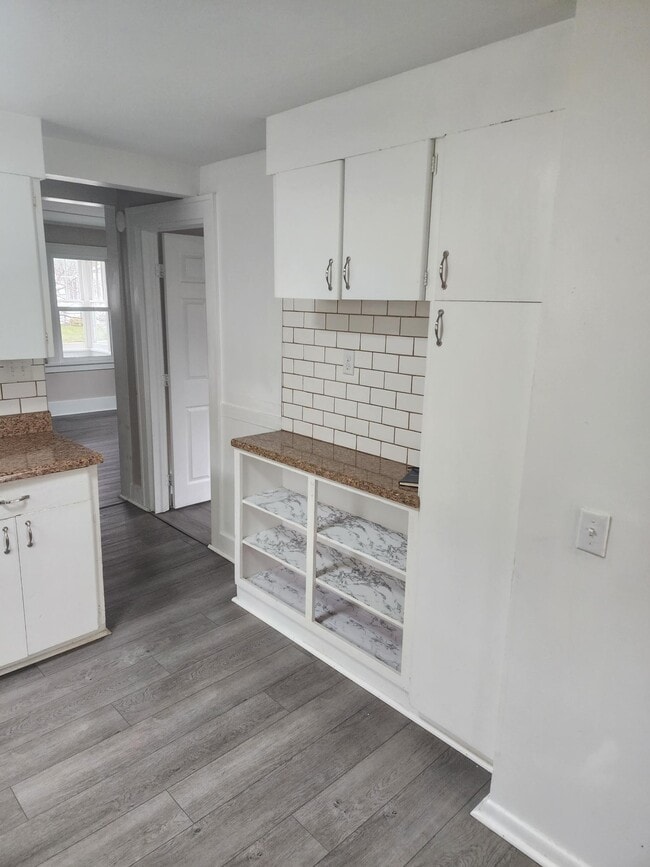 Building Photo - 35 Buffalo St