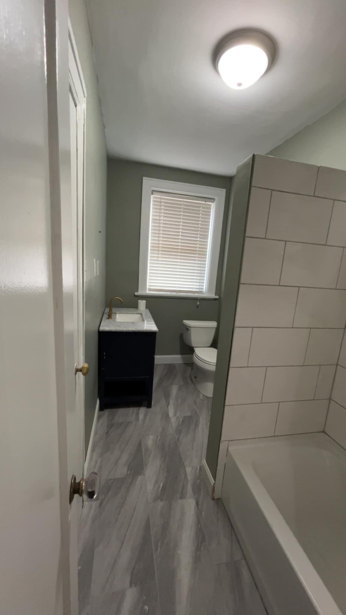 Bathroom - 3896 Reading Rd