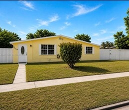 Building Photo - 6110 SW 38th St