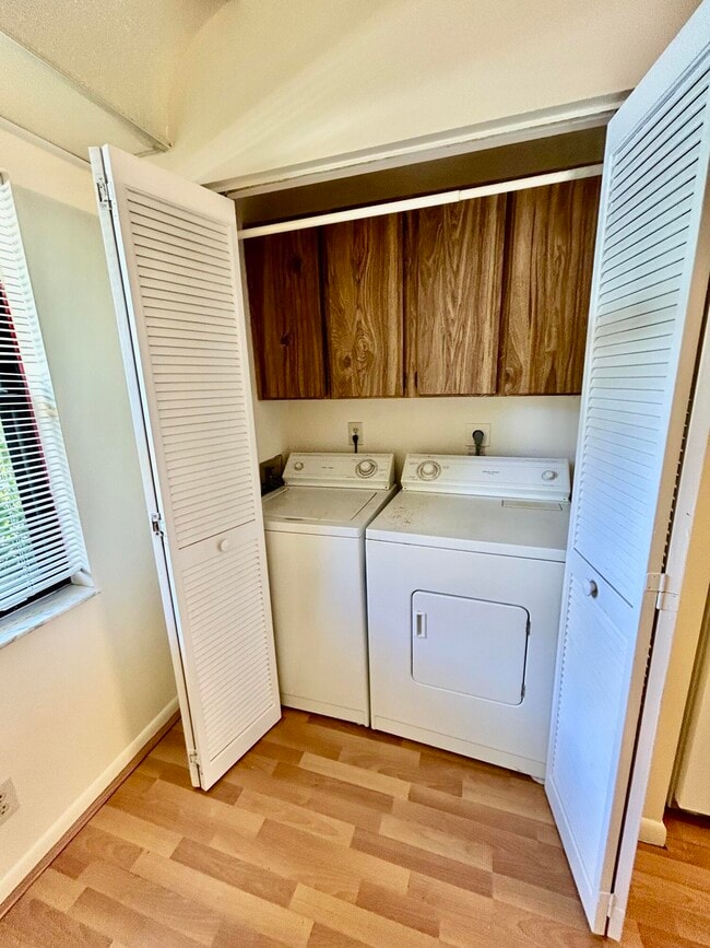 Building Photo - 2900 SW 22nd Cir